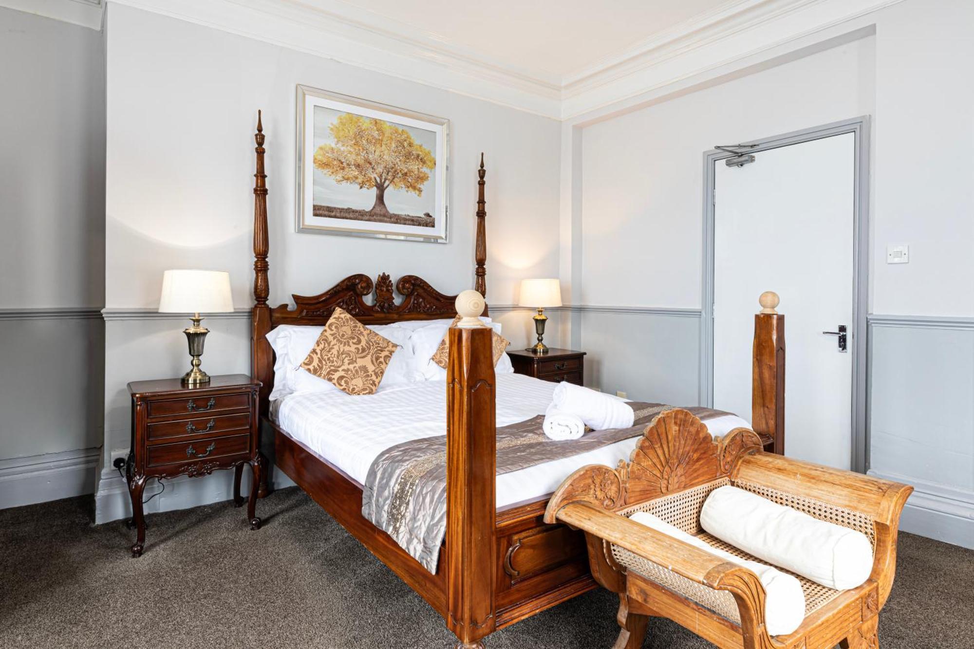 The Manor Hotel Llandudno Buitenkant foto